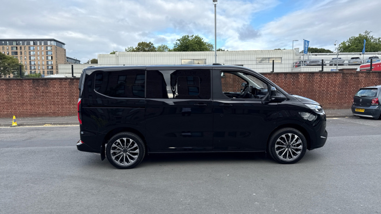 Ford Tourneo Custom 340 L1 Electric Rwd 160kW 65kWh H1 Titanium X 8 seater Auto